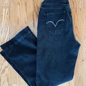 Levi’s Ladies 512 Bootcut Perfectly Slimming Jeans